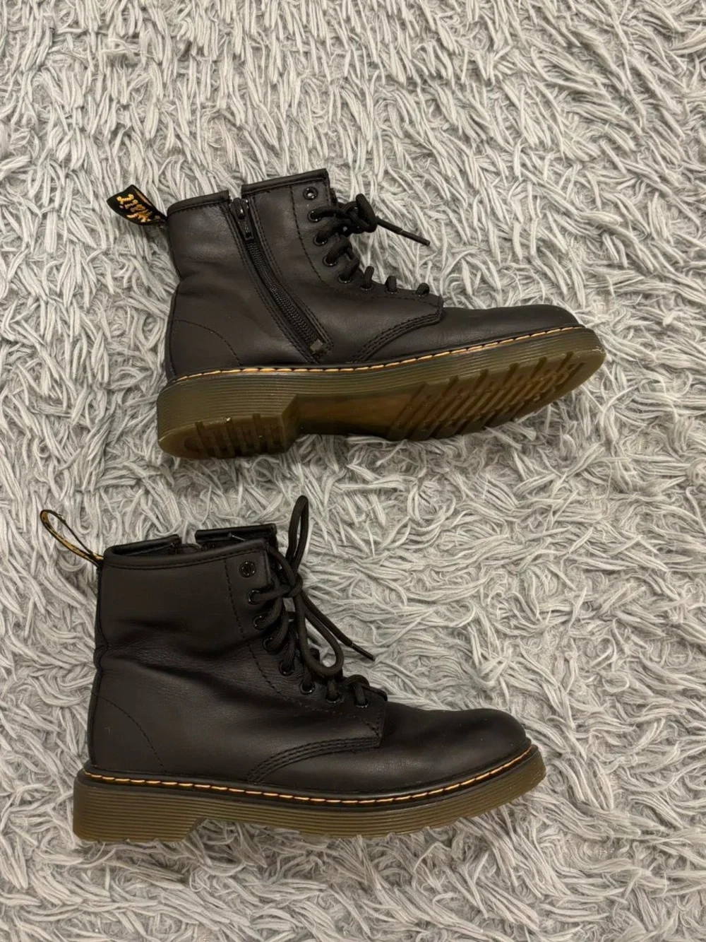 Dr. Martens Kids Airwair 1460 J Black Leather Lace Up Boots Size 3 Zip Gorpcore
